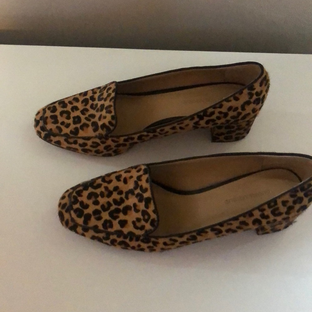 Leopard loafers like new